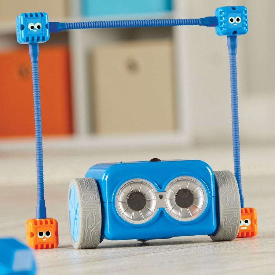 Jaunais Botley 2 programmējamais robots - Botley® 2.0 Activity Set | kods LER 2938 | bērniem 5-10g. 