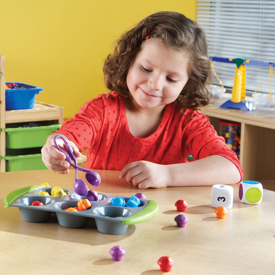 Matemātiska aktivitāšu spēle - motoro prasmju attīstoša - Mini Muffin Match Up Maths Activity Set | kods LER 5556 | bērniem 3-6g. 