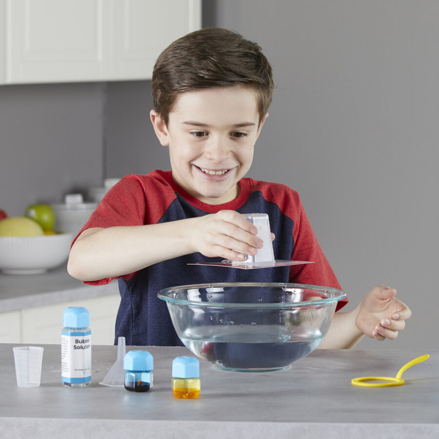 .. darbojies ūdens zinātņu laboratorijā -  H2Ohhh! Water Science Lab Kit | kods 93414 | bērniem 8-12g.